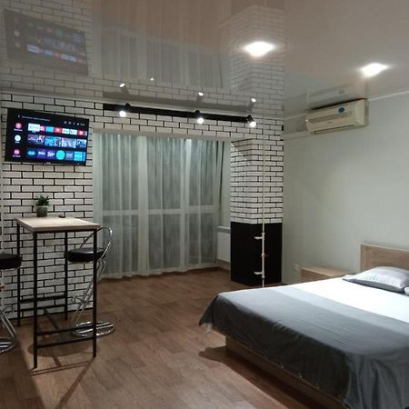 35 Проспект Миру Appartement Kryvy Rih Buitenkant foto